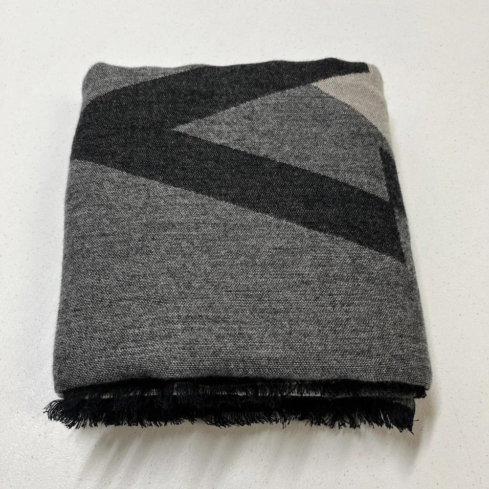Calvin Klein‎ Blanket Scarf Shawl Wrap Gray Black Logo Fringe Classic Neutral